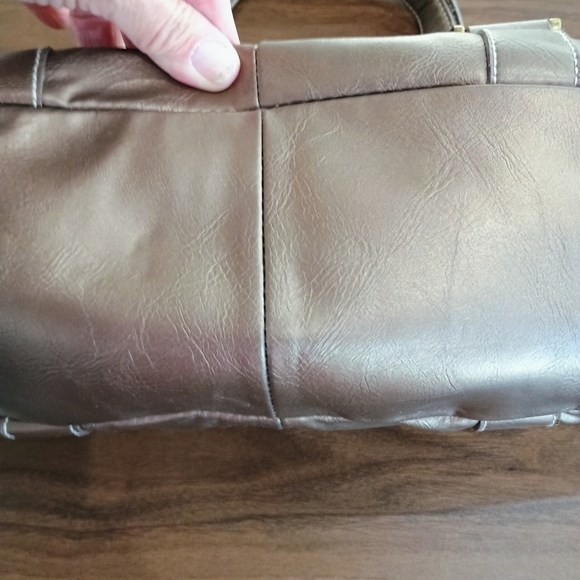 Worthington Metallic Silver Shoulder Bag - Picture 9 of 11